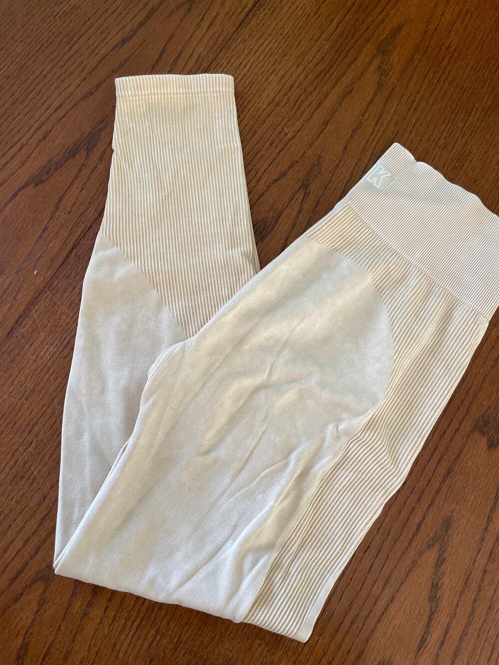 VS PINK Seamless Leggings Size L